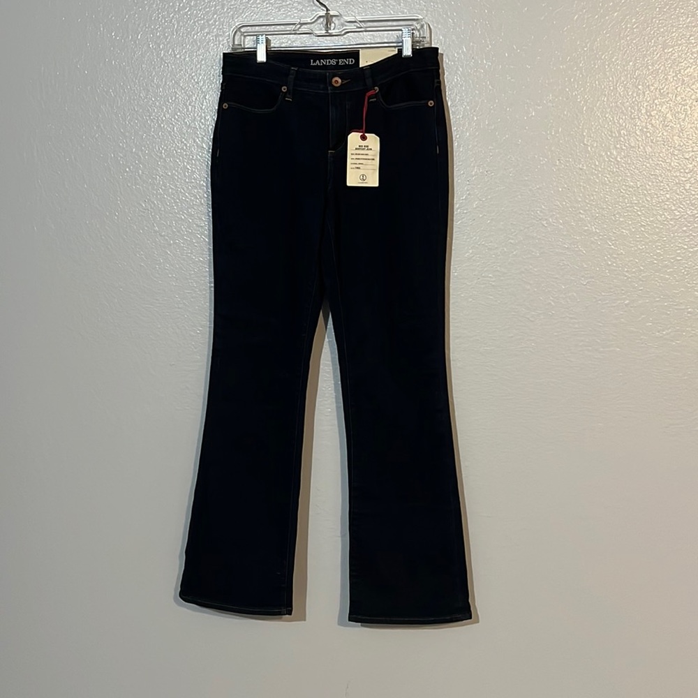 Lands end NWT mid rise bootcut jean size 6